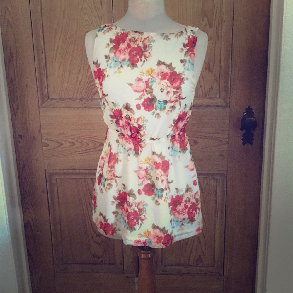 Alice + Olivia s/l tunic top xs $30